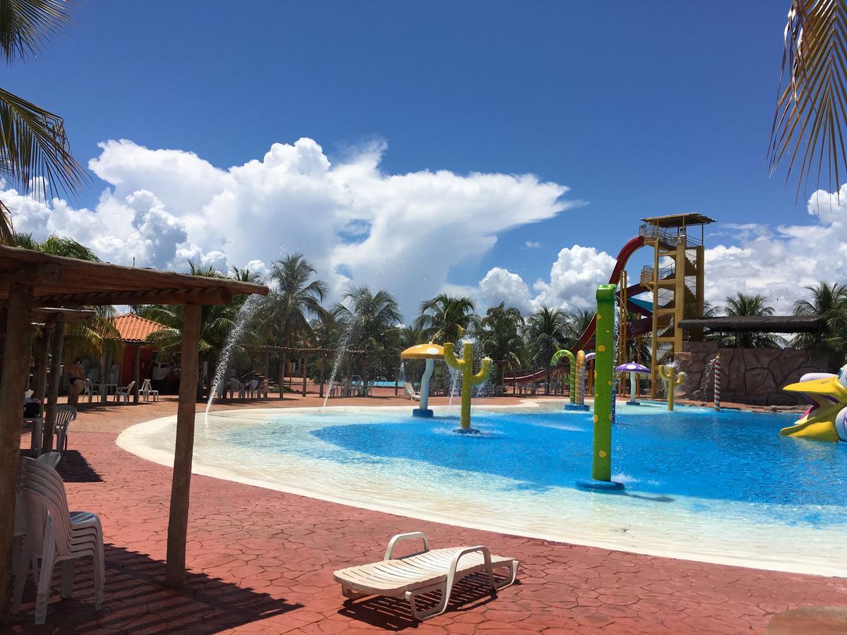 Grandes Lagos Resorts E Parque Aquatico Santa Clara d'Oeste Exteriör bild