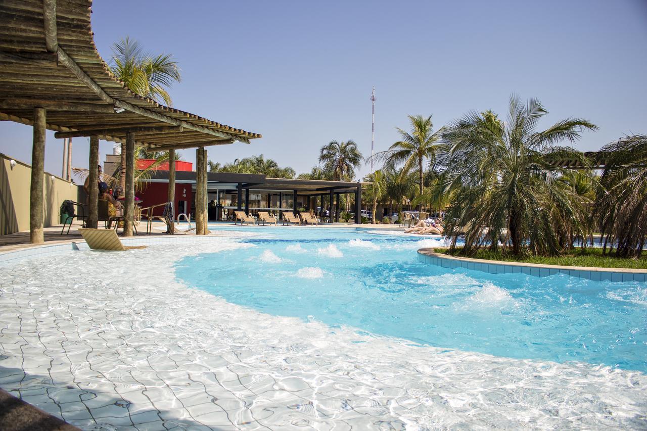 Grandes Lagos Resorts E Parque Aquatico Santa Clara d'Oeste Exteriör bild