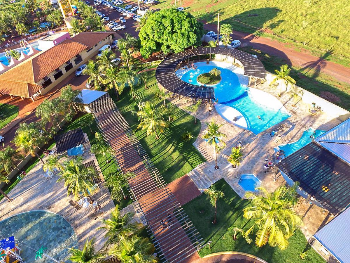 Grandes Lagos Resorts E Parque Aquatico Santa Clara d'Oeste Exteriör bild