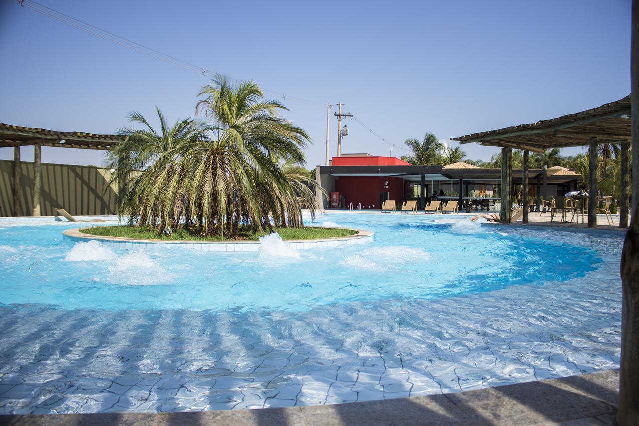 Grandes Lagos Resorts E Parque Aquatico Santa Clara d'Oeste Exteriör bild